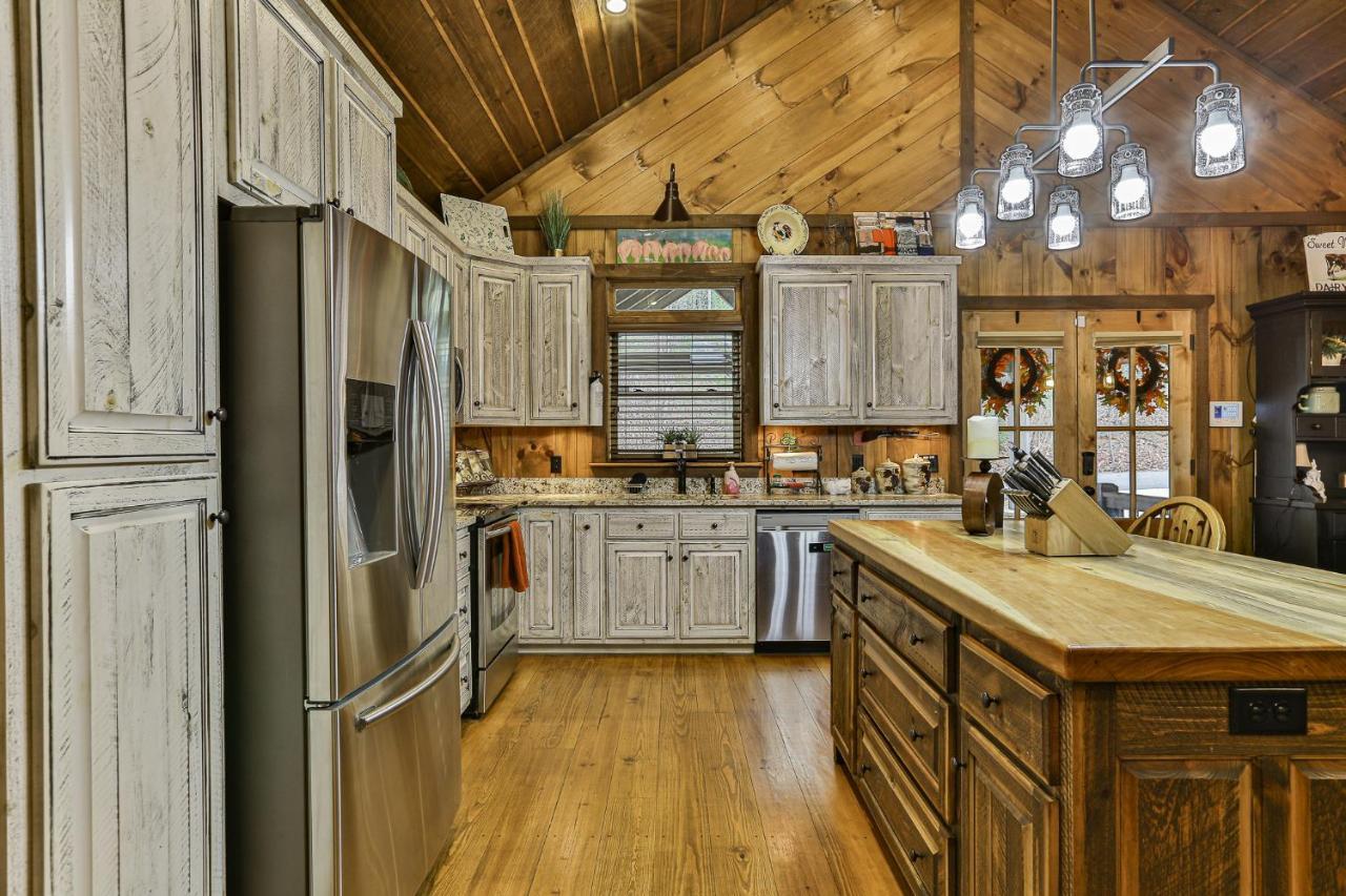 Eagles Crest - Long Range Layered Mountain Views In Peaceful Neighborhood! Villa Mineral Bluff Exterior photo